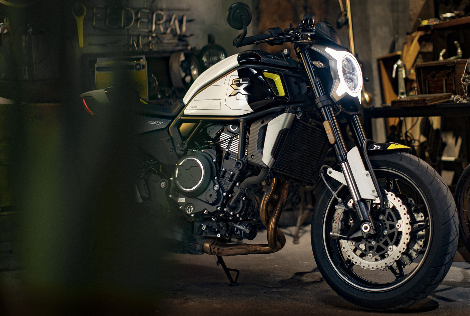 Настоящий мотоциклетный дух нового CFMOTO 700CL-X Heritage (ABS)!